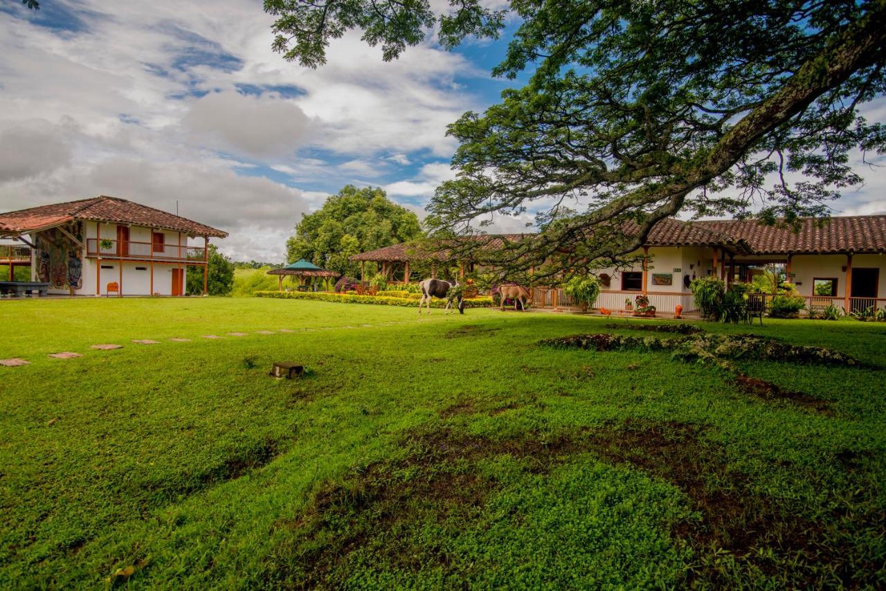 Hacienda El Saman Villa Quimbaya Luaran gambar
