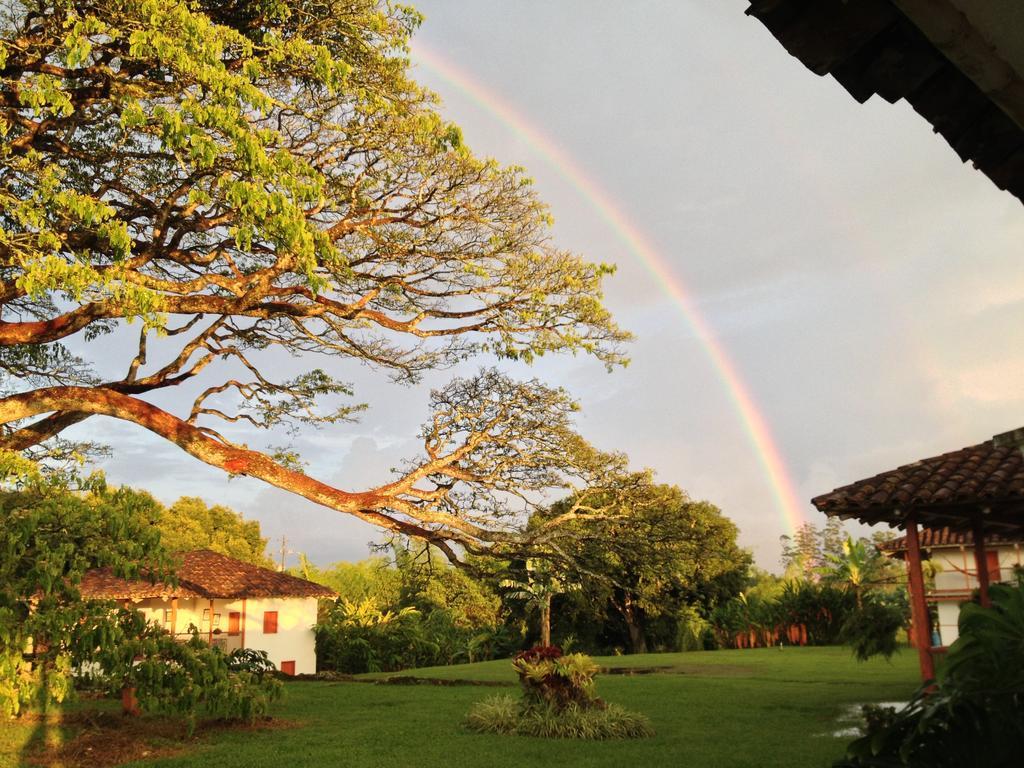 Hacienda El Saman Villa Quimbaya Luaran gambar
